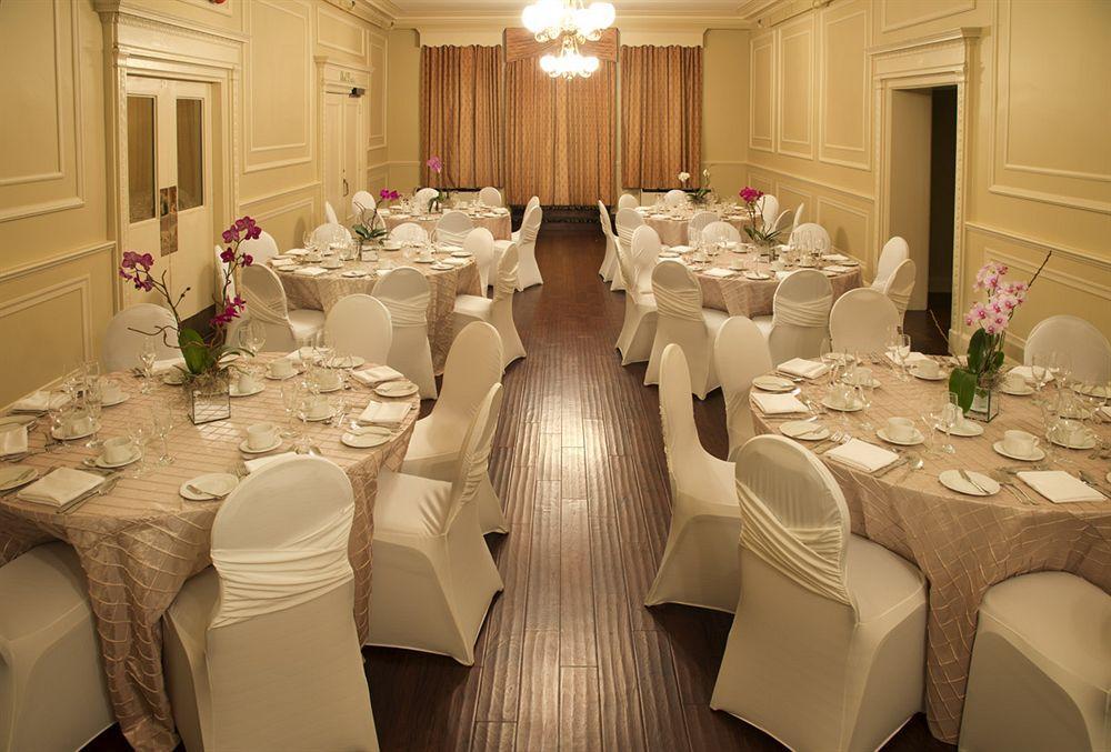 The Walper Hotel, Part Of Jdv By Hyatt Kitchener Esterno foto