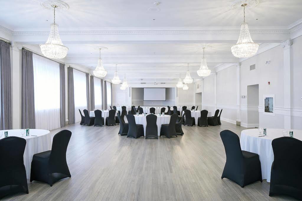 The Walper Hotel, Part Of Jdv By Hyatt Kitchener Esterno foto